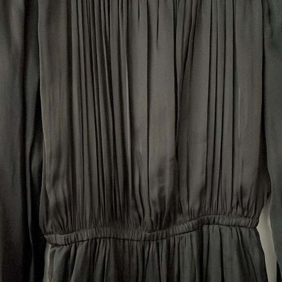 EUC Aritzia Wilfred pleated black waisted dress. Size M. - Picture 4 of 9